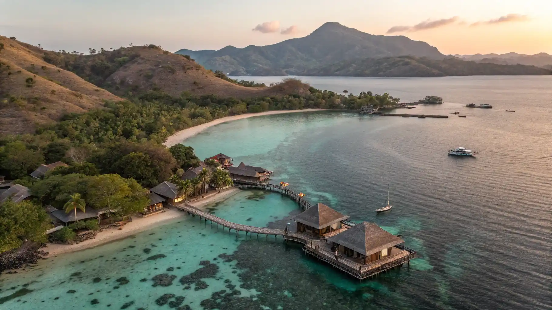 Luxury Villas & Suites | Komodo Resort View
